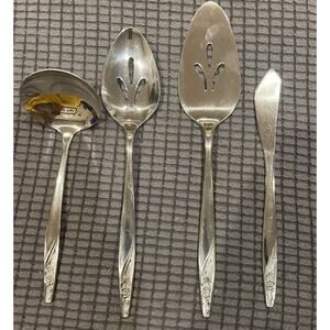 American Stainless USA INTERNATIONAL INS88 Four Piece Hostess set
